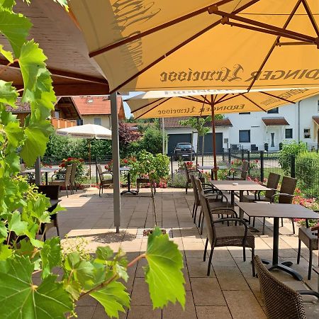 Hotel Heimfeld Restaurant Cafe Garching an Der Alz Luaran gambar