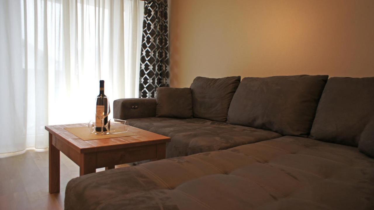 Hotel Heimfeld Restaurant Cafe Garching an Der Alz Luaran gambar