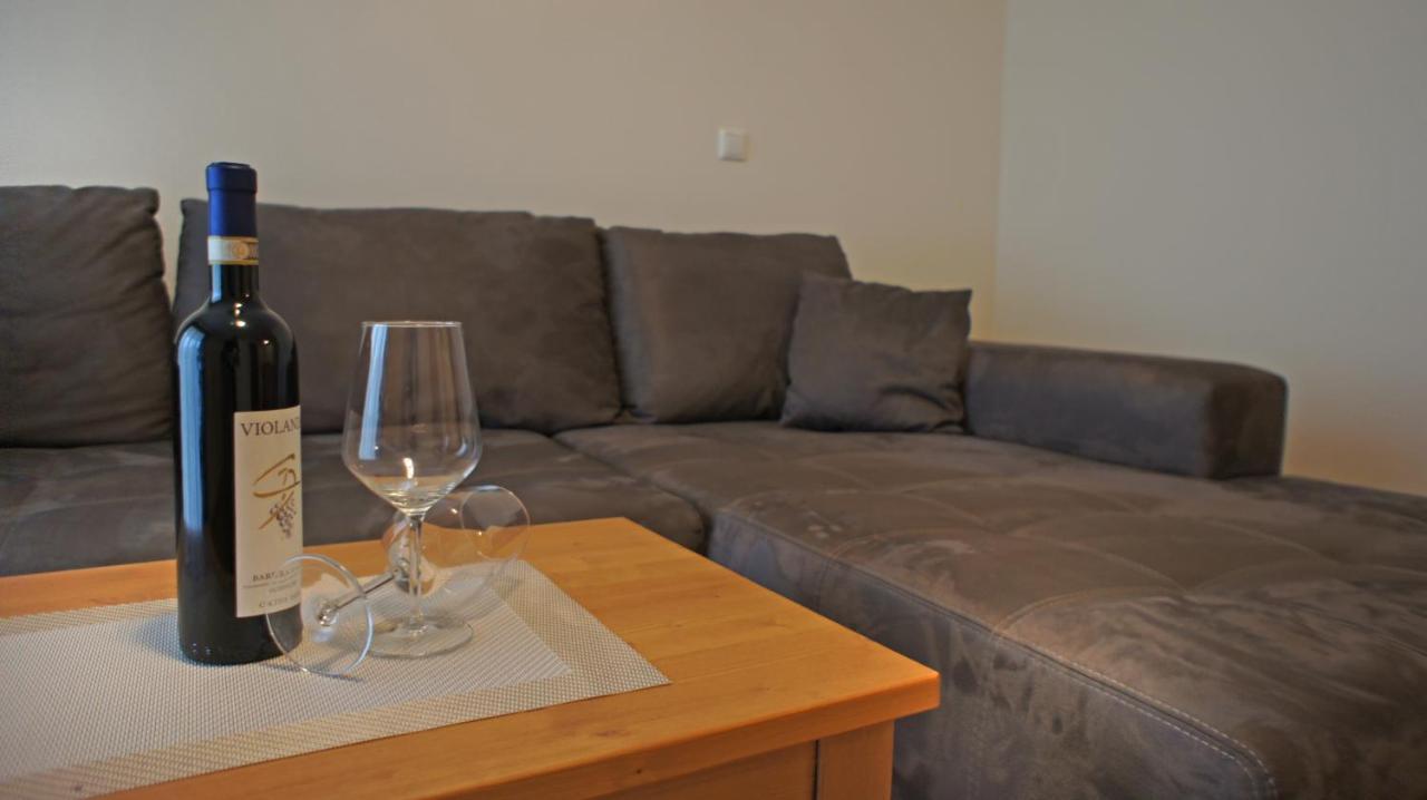 Hotel Heimfeld Restaurant Cafe Garching an Der Alz Luaran gambar